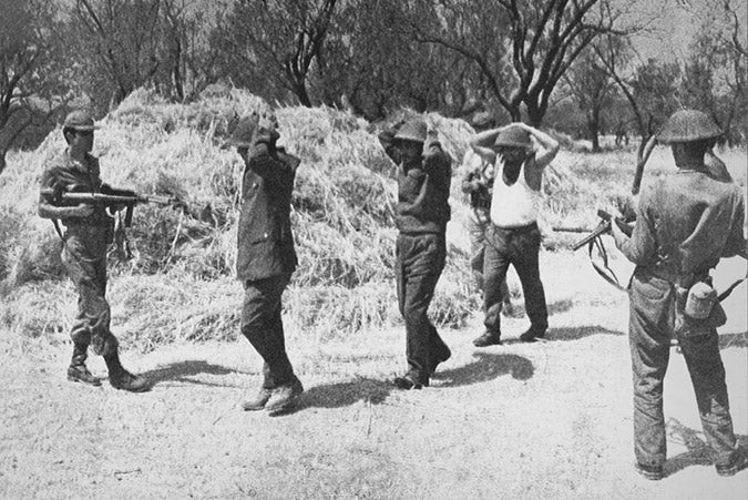 Νέες αποκαλύψεις για τη φρίκη του Αττίλα: Έδεσαν και εκτέλεσαν τους Έλληνες στρατιώτες που πιάστηκαν αιχμάλωτοι στην Κύπρο!